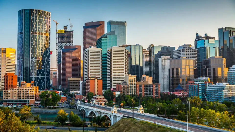 View of the city of Calgary from a hill in the afternoon